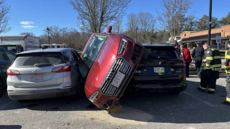 Audi A4: Parking Accident