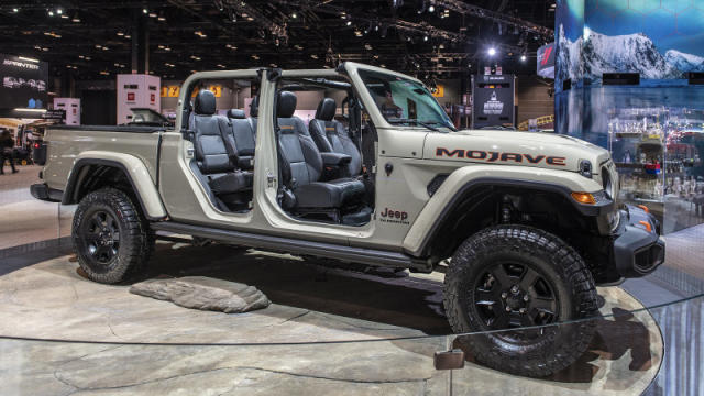 Introducing the 2024 Jeep Wrangler and Gladiator Beach Editions: Price, Features and Everything